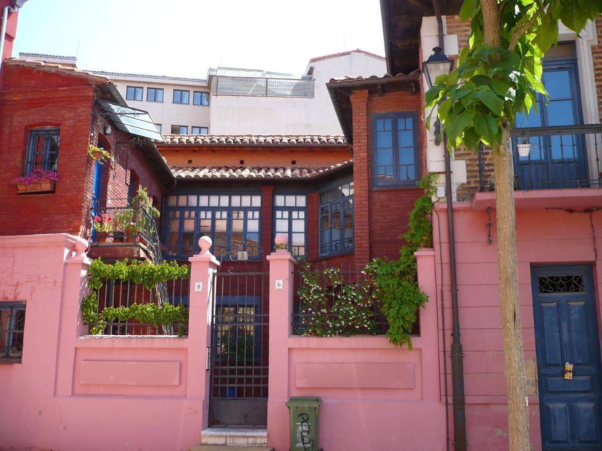 El 8 De Serranos - 1º - Casa Con Garaje León Exterior foto
